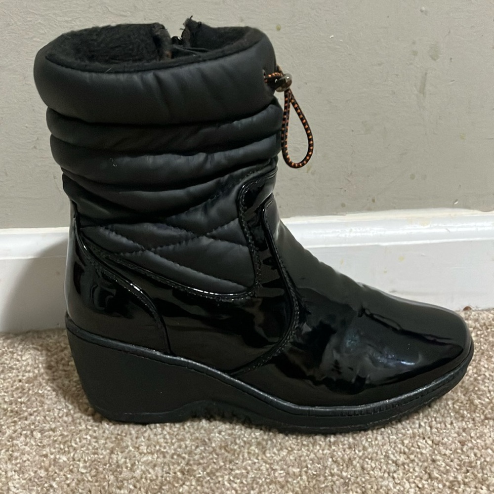 Black Shiny and Quilted Ankle Boots with Wedge Heel